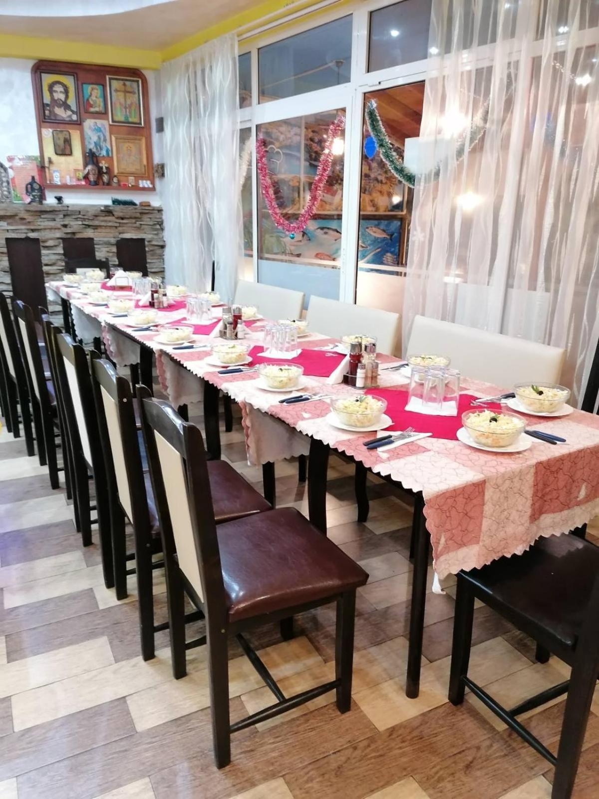Family Hotel Four Seasons Carevo Kültér fotó