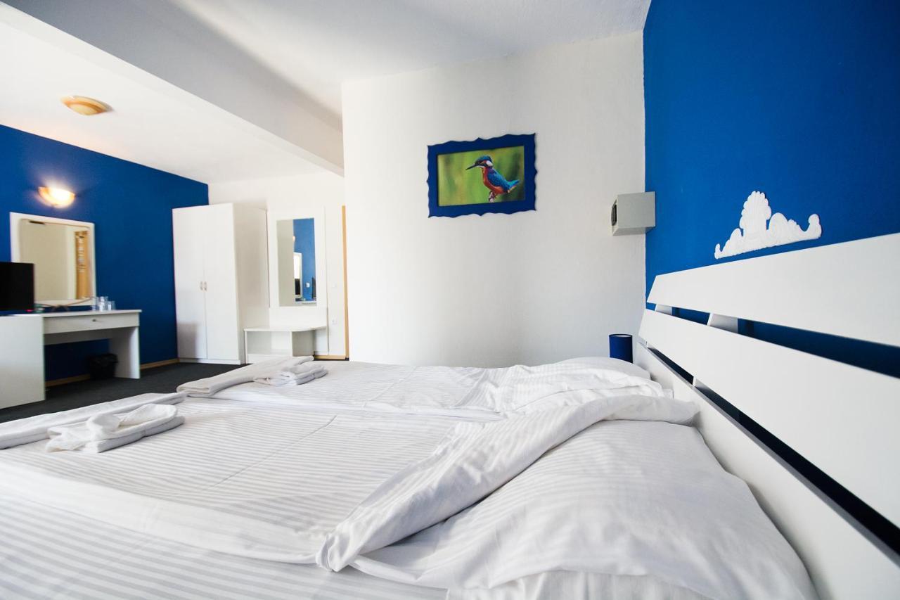 Family Hotel Four Seasons Carevo Kültér fotó